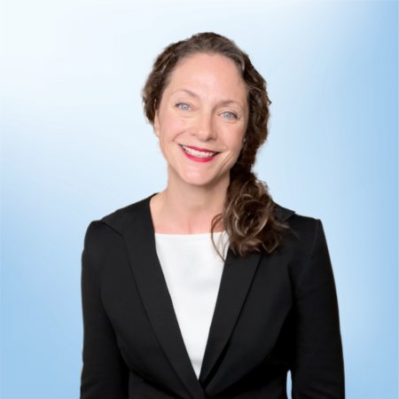 Amy-Lynne Mahon headshot